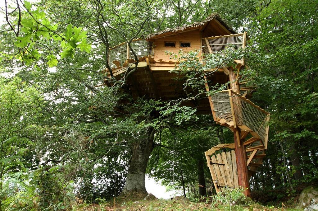 Cabane dans les arbres à Côté de Brive-la-Gaillarde Nouvelle Aquitaine